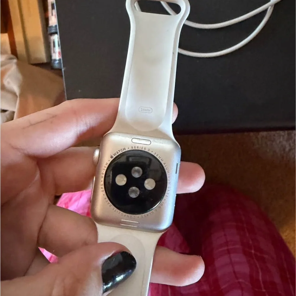 Used Apple Watch Series 3 plus 2 different bands